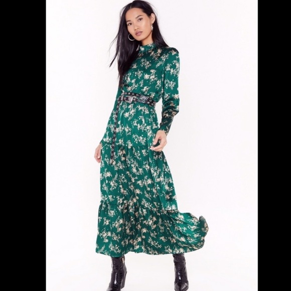 nasty gal green slip dress Women Solid Green Square Neck Sleeveless Velvet Side-Slitted Bodycon Mini  Dress main image 0
